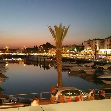 Triplex Marina Apartament *