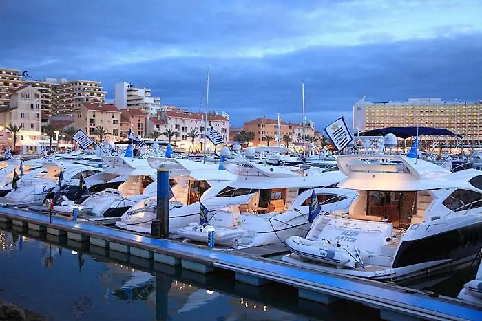 Apartment Triplex Marina *